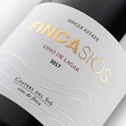 Wine gift | Red Wine Finca Siós 2017 Label | Costers del Sió Winery | DO Costers del Segre wines